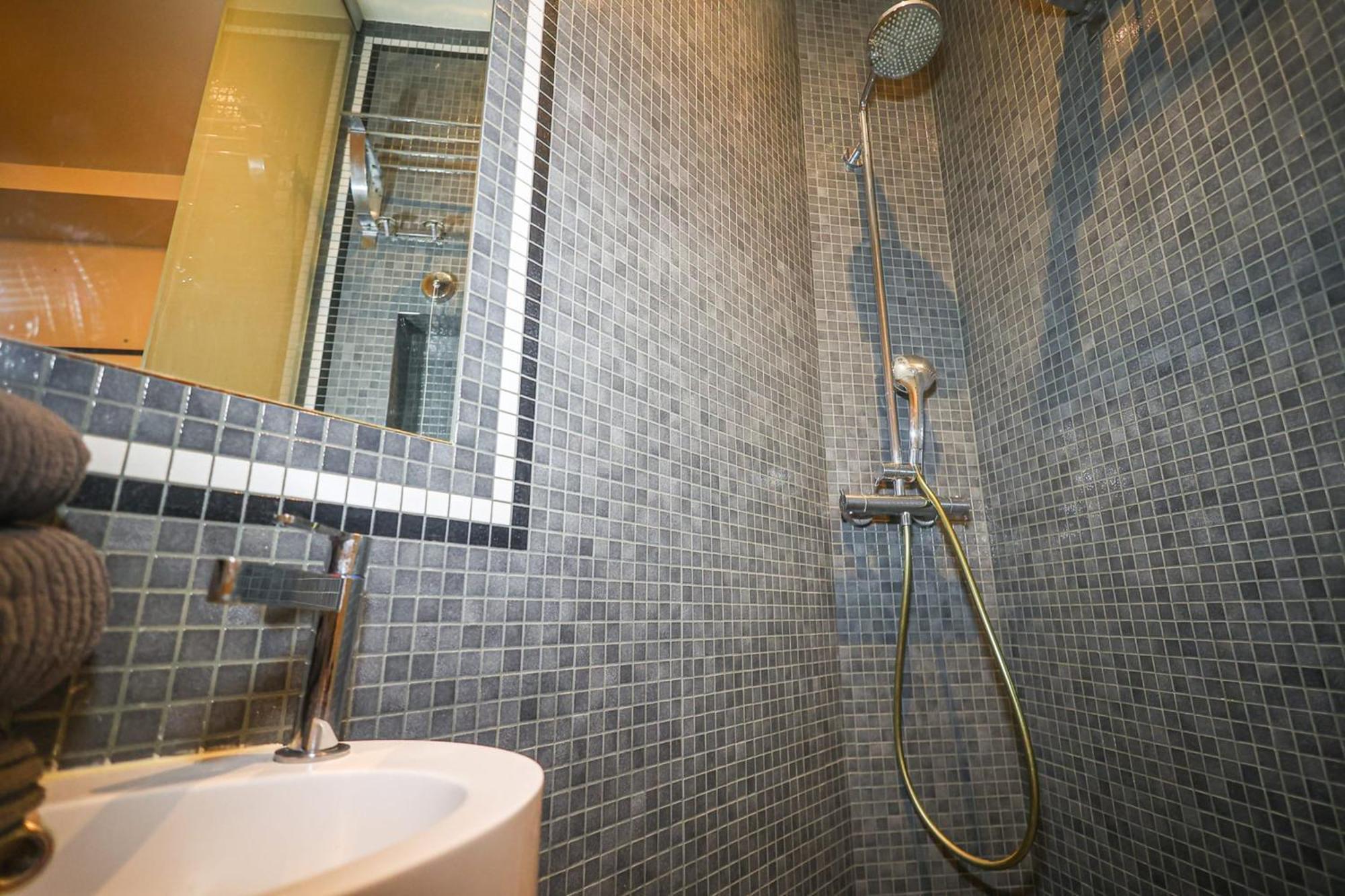 Elegant Appartement Climatise De 65 M2 Avec 2 Ch Paris Exterior foto